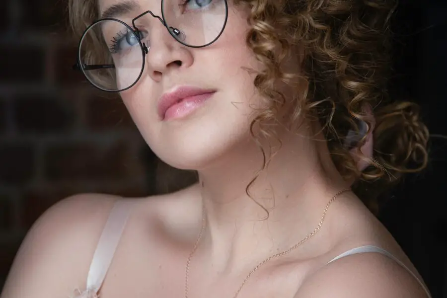 Portrait of curly hair woman, how to preven hair webbing